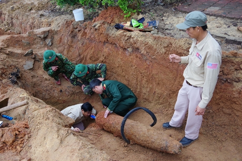 Bộ CHQS tỉnh Quảng Bình hủy nổ quả bom nặng 227kg